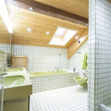 Chasa Rontsch Madlaina Apartman Scuol