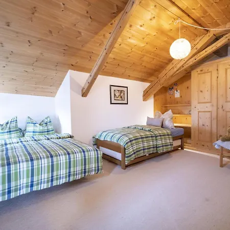 Chasa Rontsch Madlaina アパート